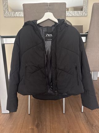 Chaqueta acolchada Zara con capucha