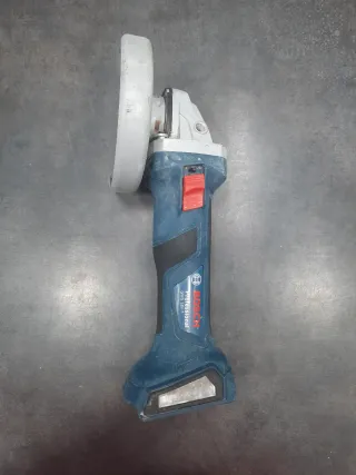 Kit Herramientas Bosch - 3 Baterías - 1 Cargador 
