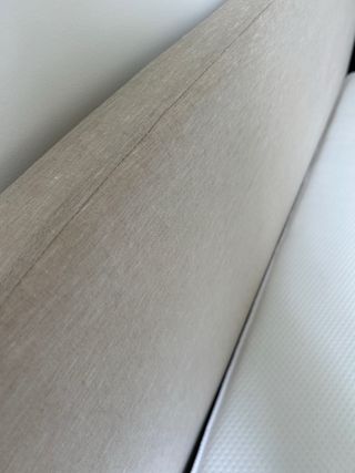Cabecero con funda de lino beige