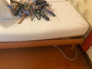2 Camas articuladas  se regalan colchónes 