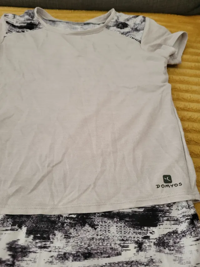 Conjunto deportivo niña