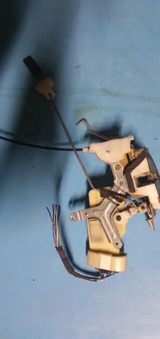 Serrature centralizzate per Toyota Yaris