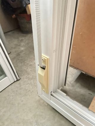 Ventana corredera aluminio blanca