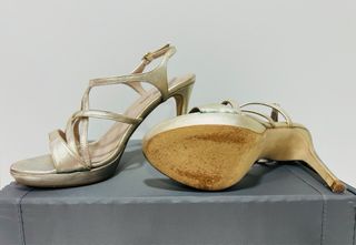 Zapatos de fiesta Gloria Ortiz Talla 36 Dorados