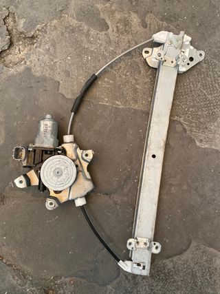 Elevalunas Delantero Derecho Nissan Juke