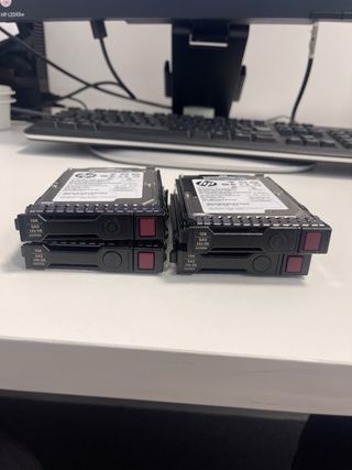 4x Discos Duros HP 146GB SAS 627114-001