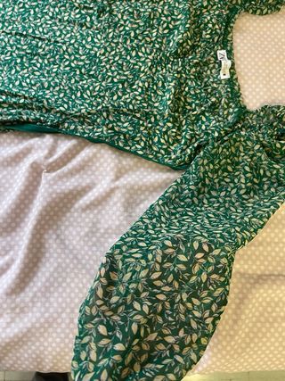 Vestido largo verde estampado Zara