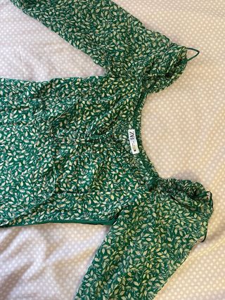 Vestido largo verde estampado Zara