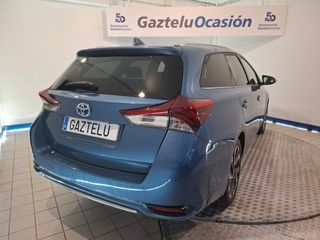 Toyota Auris 1.8 140H Active Touring Sports