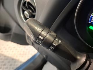 Toyota Auris 1.8 140H Active Touring Sports