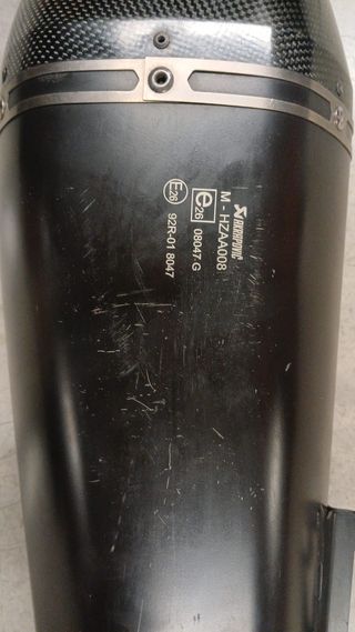ESCAPE BMW F 800 R AKRAPOVIC