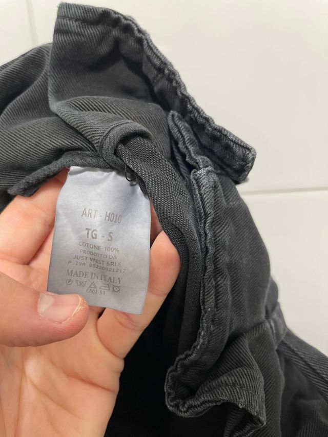 Pantaloncini jeans neri donna