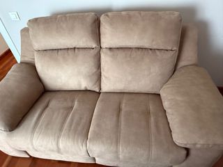 Sofá de 2 plazas en tela beige