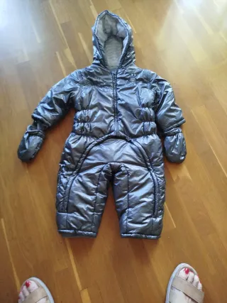 Buzo de bebé 83 cm