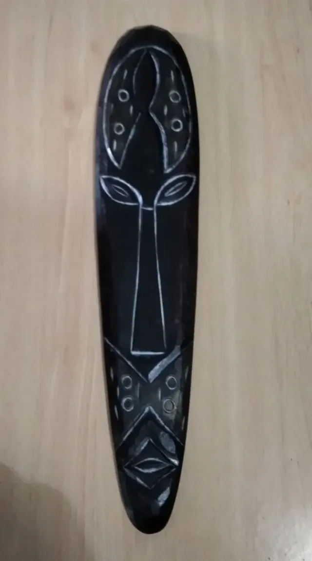 Máscaras Africanas de Madera Tallada