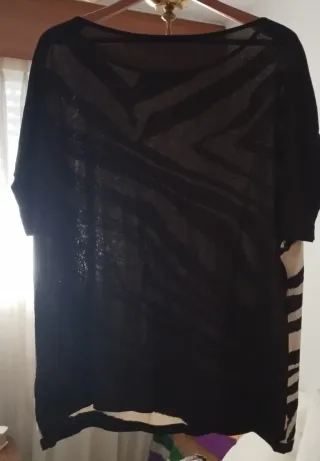 Jersey estampado cebra beige y negro. 