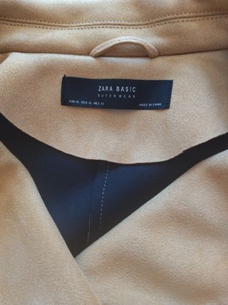 Chaqueta Zara color  mostaza Mujer