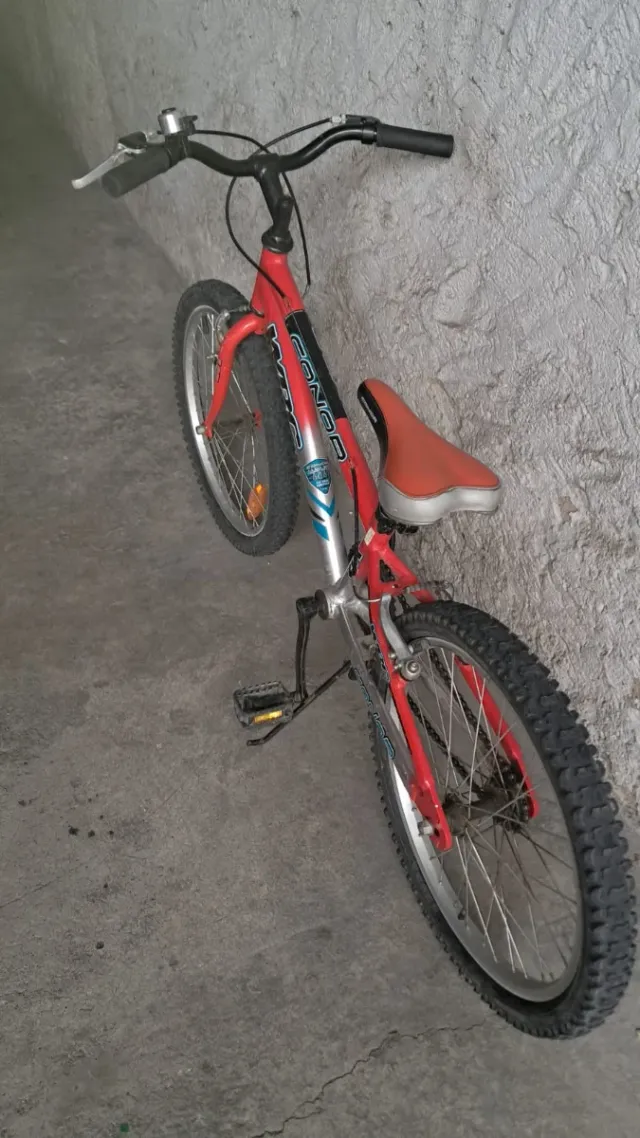 Bicicleta CONOR WRC