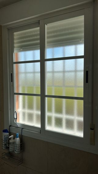 Ventana aluminio blanca corredera