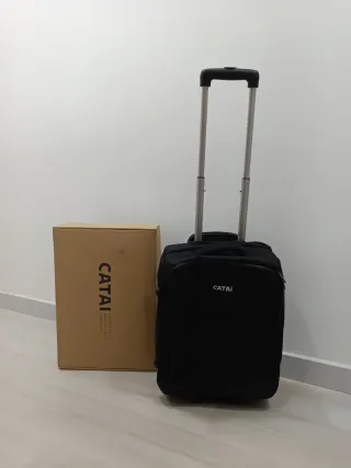 Maleta y mochila Catai Negra