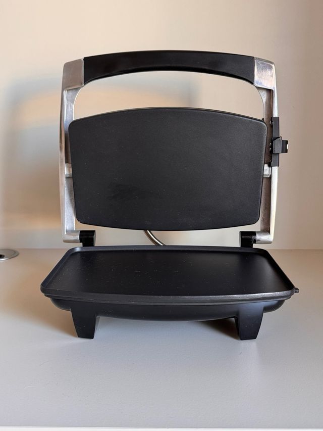 Sandwichera Breville VST025X