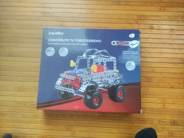 Juguettos Construye Todoterreno 350 Piezas