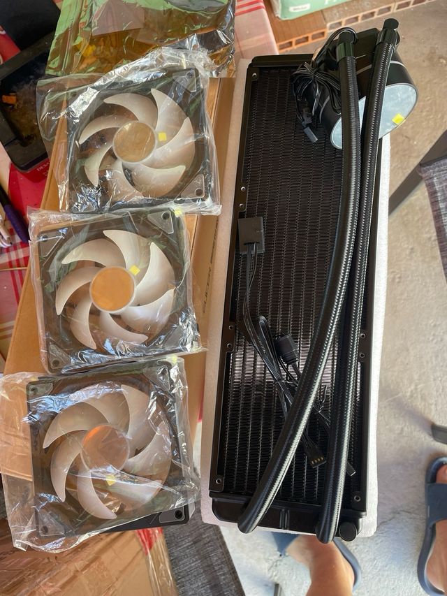 Refrigeración Líquida CPU Telcer ARGB 360