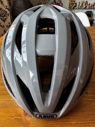 Casco Abus Stormchaser Gris