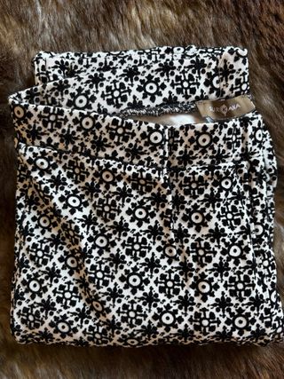 Leggings Surkana Estampados Blanco y Negro