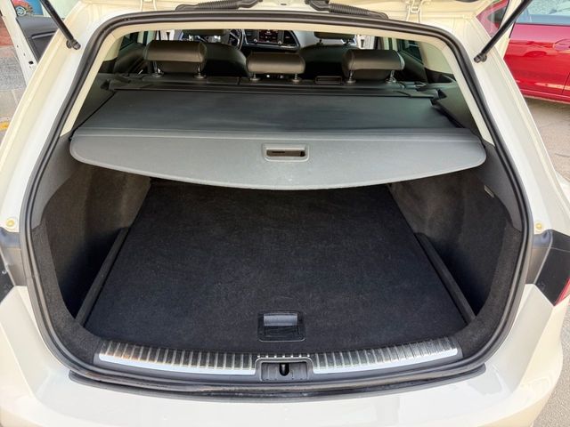 SEAT Leon ST 1.6 TDI 110cv StSp Style Connect