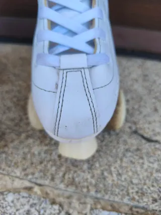 Patines 4 ruedas blancos talla 34