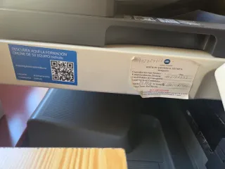 Konica Minolta C224e Impresora Escáner