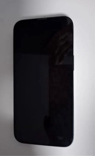 iPhone 13 128 GB - Negro como nuevo. Negociable.