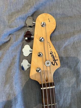 Bajo Eléctrico Squier Precision Bass Fender