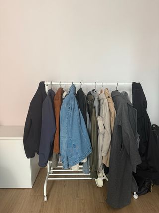 Appendiabiti da pavimento