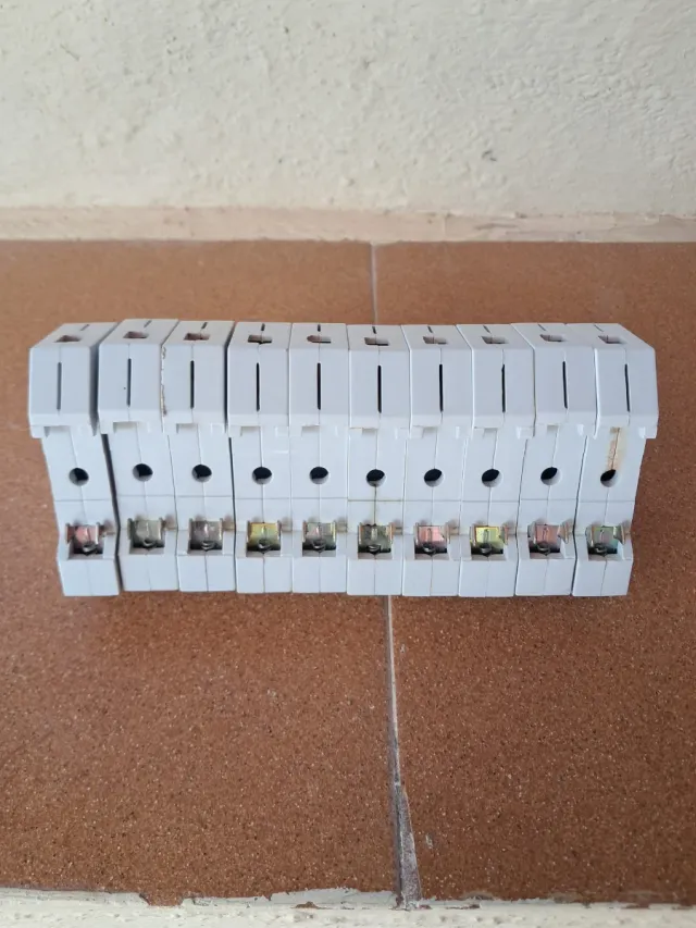 PORTAFUSIBLES LEGRAND