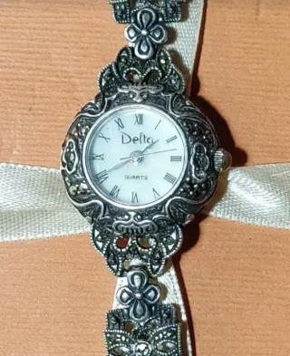 Reloj Delt Plata Ley Marquesitas