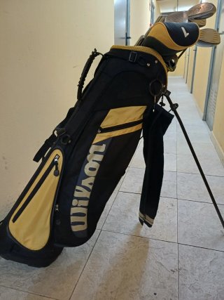 Set de 10 Palos de Golf con carrito Wilson