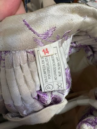 Vestido Fallera Niña Lila y Blanco talla 14 años.