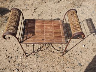 2 Bancos de hierro forjado decorativos