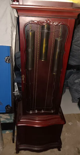 Reloj de péndulo antiguo madera