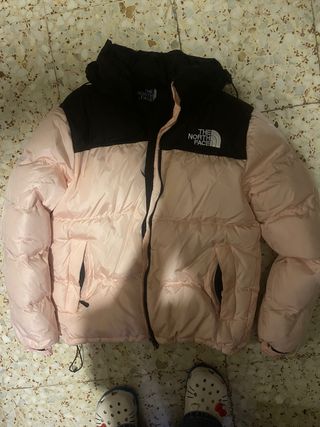 Plumas The North Face rosa y negro