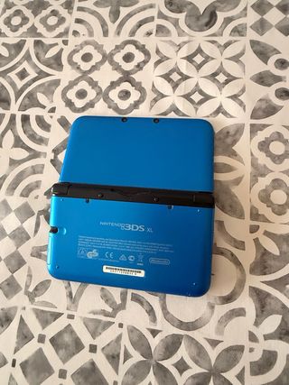 Nintendo 3DS XL Azul + 6 Juegos