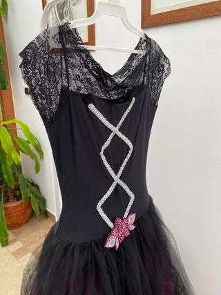 Elegante traje baile español largo