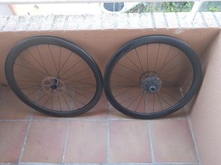 Ruote per bici da strada in carbonio 