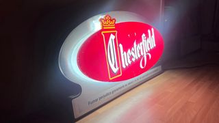 Cartel luminoso Chesterfield antiguo años 80