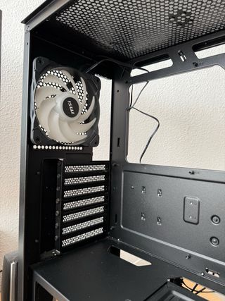 Torre PC MSI Negra