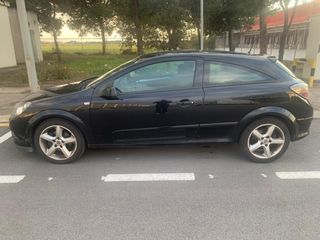 Opel Astra GTC 2007 Avería Alternador