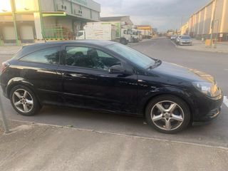 Opel Astra GTC 2007 Avería Alternador