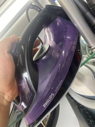 Plancha Philips 5000 Series Morada